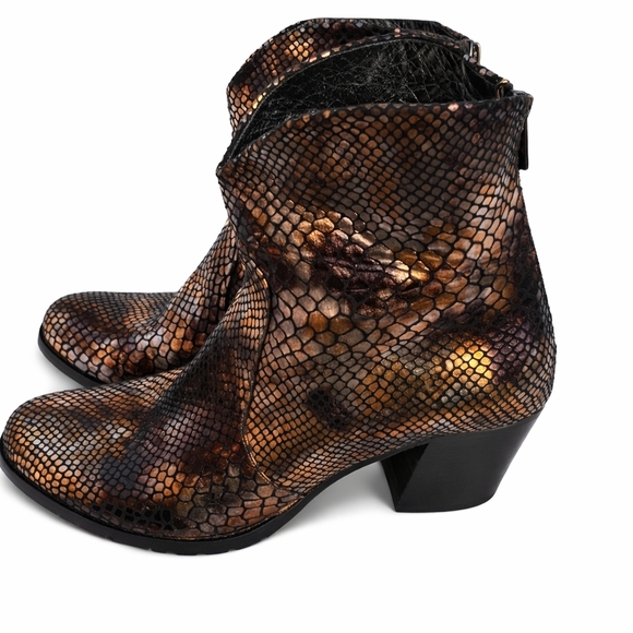 Artemis metallic leather reptile pattern ankle boots 41/10 - Picture 2 of 16